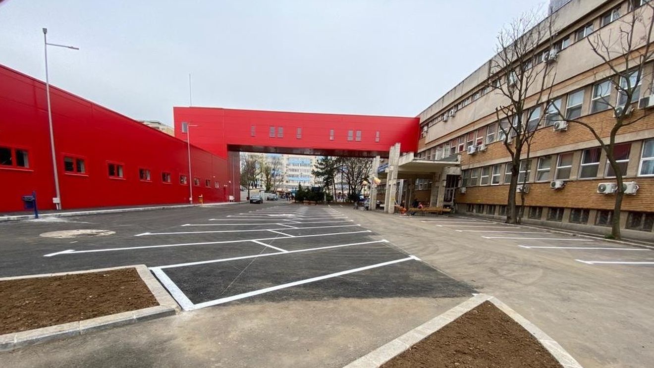 Vrancea: Copil de şase ani, transportat la București după ce a fost lovit de o autilitară
