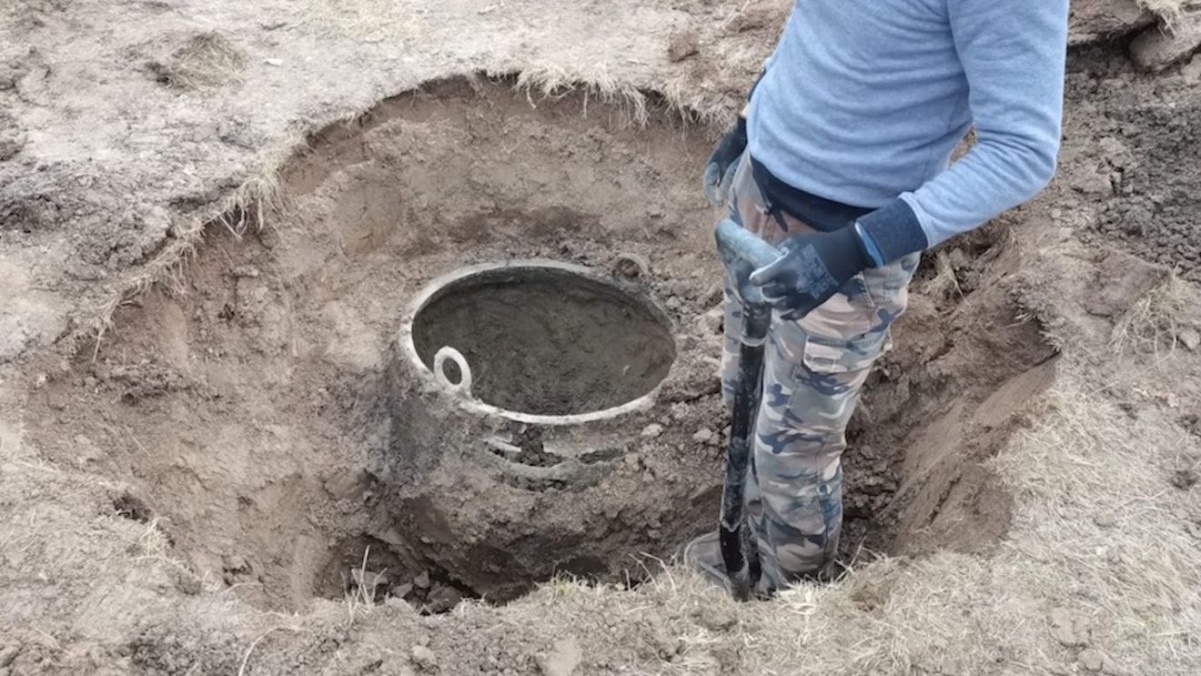 Descoperire arheologică în Prahova. Un vas celtic, vechi de 2.500 de ani, a fost confundat inițial cu un tun
