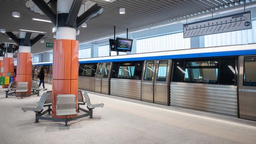 FOTO Stația de metrou Tudor Arghezi a fost inaugurată fără a avea funcţional sistemul de semnalizare şi automatizare / Ce spun specialiștii despre contribuția la fluidizarea traficului