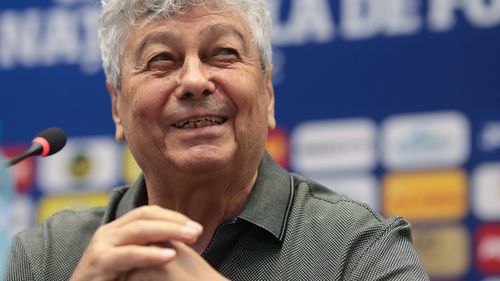 Mircea Lucescu a condus prima şedinţă de pregătire la națională unde a revenit după patru decenii