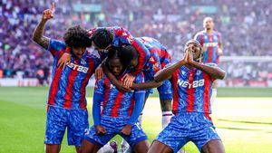 Crystal Palace scrie istorie pe Wembley: Londonezii înving Manchester City și câștigă Cupa Angliei în premieră