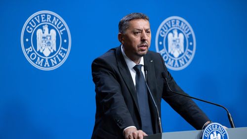 Ministrul Educației susţine că furtuna fiscal-bugetară din zona educaţiei a fost depăşită: În acelaşi timp, am reuşit să ne salvăm salariile şi bursele până la sfârşitul anului