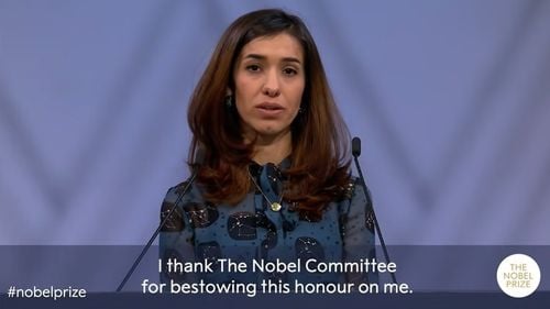 Laureata Premiului Nobel pentru pace, Nadia Murad, cenzurată în Canada, de teama de a “nu-i ofensa pe musulmani”/ Murad avea 19 ani când a fost luată ca sclavă sexuală în 2014 de militanții organizației teroriste Statul Islamic