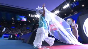 Naomi Osaka a uimit la Australian Open: intrare pe teren ca la o defilare de modă
