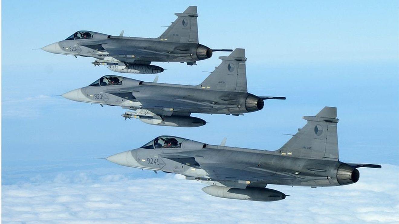 Interceptoare ale NATO au fost mobilizate ca răspuns la detectarea de avioane de luptă ruse deasupra Mării Baltice