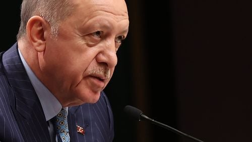 Suedia blochează extrădarea jurnalistului Bulent Kenes în Turcia