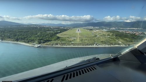 Rusia redeschide aeroportul din Ghelendjik de la Marea Neagră închis după declanşarea ofensivei în Ucraina