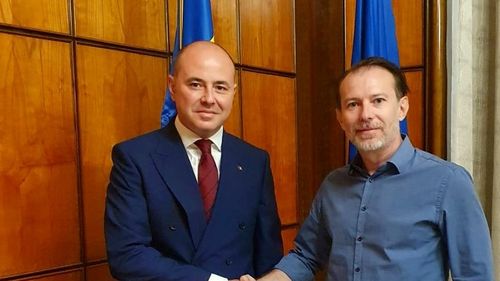 Consilierul premierului Florin Cîțu: Am informat oficial Comisia Europeană, SUA, Israel și Germania despre planul USR PLUS de a crea o nouă majoritate parlamentară cu un ”partid neofascist, antisemit”