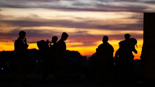Aviația pakistaneză a atacat “ascunzători ale teroriștilor” în Afganistan: 46 de morți / Talibanii denunță lovituri “barbare” și uciderea de civili
