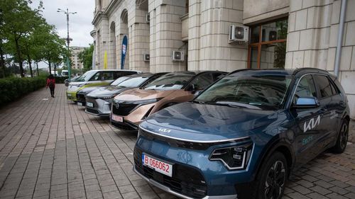 Vânzările globale de automobile electrice au crescut puternic în luna martie, în timp ce piața mașinilor electrice din America de Nord este afectată de tarifele vamele impuse de Donald Trump