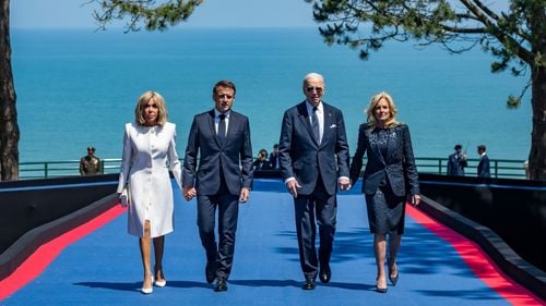 Joe Biden, în prima sa vizită de stat în Franţa, este primit la Paris cu tot fastul  / Cea mai lungă vizită din istorie în străinătate