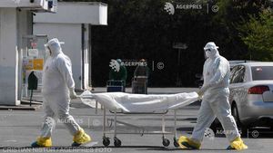 Alte 10 persoane au murit din pricina infecției cu Covid-19. Numărul total al deceselor se ridică la 372