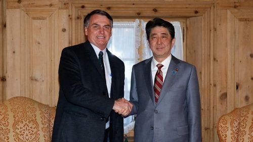 Președintele Bolsonaro, „indignat” de uciderea fostului premier japonez Shinzo Abe, ordonă trei zile de doliu în Brazilia: „Suntem alături de Japonia”