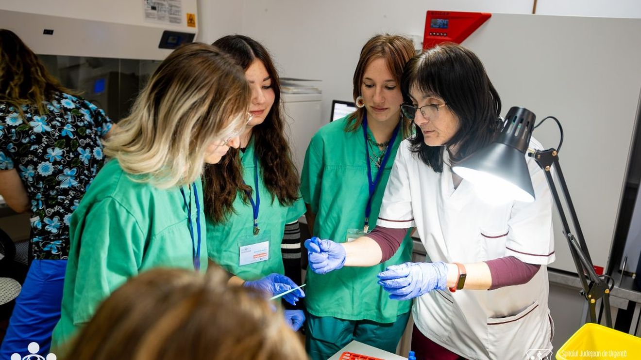 Premieră la Facultatea de Medicină din Sibiu - primul curs cu specimene umane pentru tinerii ortopezi