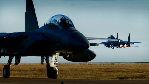 Statele Unite aprobă trimiterea unor avioane de luptă F-16 din Danemarca şi Ţările de Jos în Ucraina