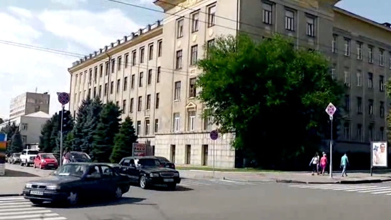 O universitate din Harkov, bombardată în noaptea de marți spre miercuri