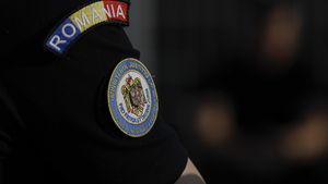 Bărbat de 77 de ani reţinut de poliţiştii de la Protecţia Animalelor, după ce ar fi ucis intenţionat câinele unui vecin / Ar fi amplasat capcane tip laț în spatele locuinței