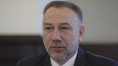 Cristian Ghinea: „USR îl propune pe Cristi Danileţ la CCR. PSD, aripa servicii, îl va propune pe Bogdan Licu. Faza haioasă e că Licu a plagiat. Din Danileţ”