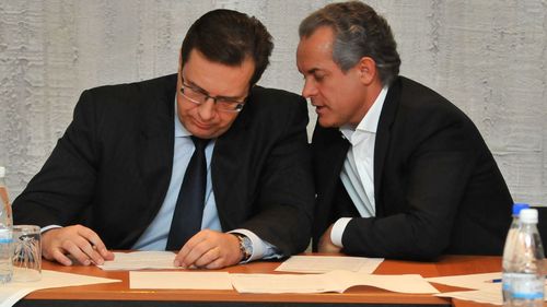 Iohannis l-a decorat cu Ordinul „Steaua României” pe detractorul limbii române de la Chișinău, Marian Lupu. Aghiotantul lui Plahotniuc a catalogat „Revoluția de la 7 aprilie 2009” drept o lovitură de stat