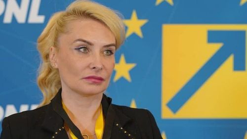 UPDATE Adriana Georgescu și ”generalul SIE” Gheorghe Iscru au fost arestați preventiv / Decizia nu este definitivă / Avocata a fost reținută după ce a fost prinsă în flagrant primind 60.000 de euro ceruți de la un om de afaceri din Constanța / Spunea că are influență la Guvern și DNA