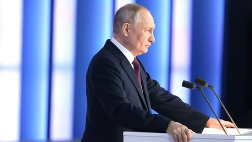 Putin a promulgat legea care interzice schimbarea de sex atât ca act medical cât şi în documentele de identitate oficiale