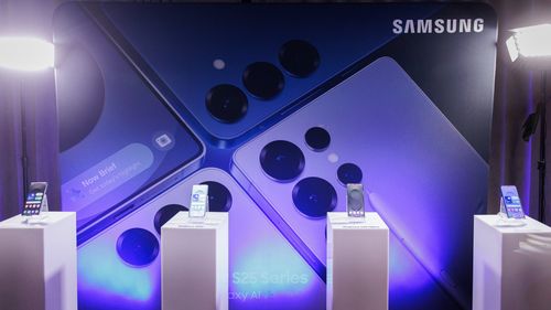 Familia fondatoare a  Samsung Electronics vinde acţiuni de 1,2 miliarde de dolari pentru a acoperi taxe şi împrumuturi / Ar fi vorba de o taxa pe moștenire de câteva miliarde