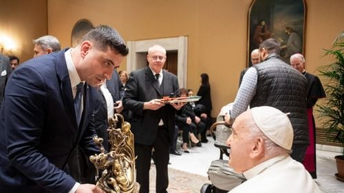 George Simion, acuzat că a mințit în legătură cu ”audiența privată” la Papa Francisc / Ce spune Nunțiatura Apostolică de la București, poziție publicată de Cristian Tudor Popescu/ Cum se apără liderul partidului extremist AUR
