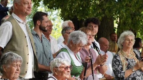 Începe Săptămâna Haferland, festivalul culturii şi tradiţiilor săseşti din Transilvania / Dansuri, muzică, teatru, ateliere de pictură și meşteşuguri tradiţionale în mai multe localități emblematice pentru comunitatea săsească
