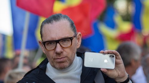 Naistul Nicolae Voiculeț, ales în Consiliul de Administrație al ICR / Cine e Voiculeț: Simpatizant Călin Georgescu, conspiraționist, extremist, unul dintre participanții activi la protestele AUR