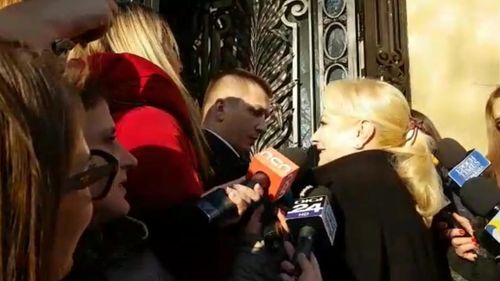 FOTO Viorica Dăncilă și-a schimbat look-ul și a renunțat la coc după ce a pierdut șefia PSD