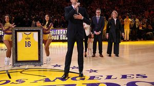 Pau Gasol intră în istoria LA Lakers, alături de Magic Johnson sau Shaquille O'Neal/ Clubul a decis să retragă tricoul cu numărul 16 purtat de baschetbalistul spaniol