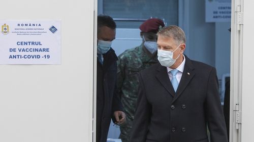 VIDEO Iohannis: Toate restricțiile rămân în vigoare și de Crăciun, și de Anul Nou. Există dispozitive suplimentare pregătite de MAI pentru cei care nu înțeleg de vorbă bună, ei vor fi sancționați