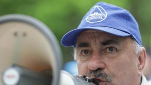 Sindicaliștii de la Cartel Alfa anunță miting în București la Palatul Cotroceni și caravane în toată țara