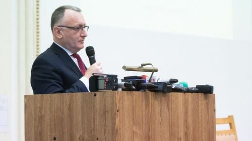 Sorin Cîmpeanu anunță că va demisiona dacă Ministerul Educației va avea un buget mai mic decât în 2020