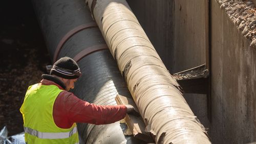 Reabilitare infrastructură de termoficare din București: 500 m sunt dați în exploatare în zona Bucur Obor / S-au înlocuit 3 din 9 km pe Magistrala II Sud