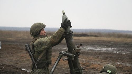 The Wall Street Journal: SUA trimit în Ucraina sisteme sovietice de apărare antiaeriană pe care le-au achiziționat în secret/ Ucraina ar putea crea de facto un ”no fly zone”