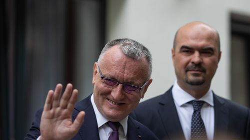 Cîmpeanu, la doar o zi după ce a fost acuzat de plagiat: Orice caz de corupţie trebuie sancţionat cu celeritate; integritatea în rândul medicilor şi profesorilor e importantă