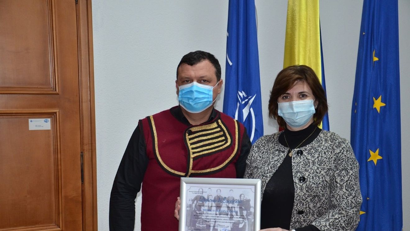 ”Cultura și civilizația aromână” va deveni curs opțional în școli, anunță ministrul Monica Anisie/ O parte a comunității militează și pentru declararea aromânilor drept minoritate etnică