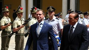 Medvedev îi răspunde lui Zelenski în subiectul proprietăților rusești confiscate de Ucraina: „Ne iau pe hârtie, iar noi suntem pe teren” / Zelenski a anunțat că Ucraina a confiscat bunuri în valoare de 28 de miliarde de grivne