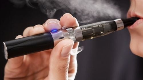 Atenţionare de  călătorie transmisă de ministerul de Externe pentru Singapore: A fost înăsprită legislația care reglementează ţigaretele electronice / Importul, distribuţia sau posesia unor droguri controlate pot atrage aplicarea pedepsei capitale