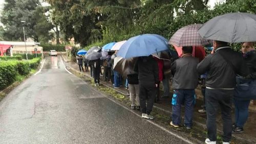 Numărul românilor care au votat până la această oră în diaspora l-a depășit pe cel din turul 1 al prezidențialelor din 2014