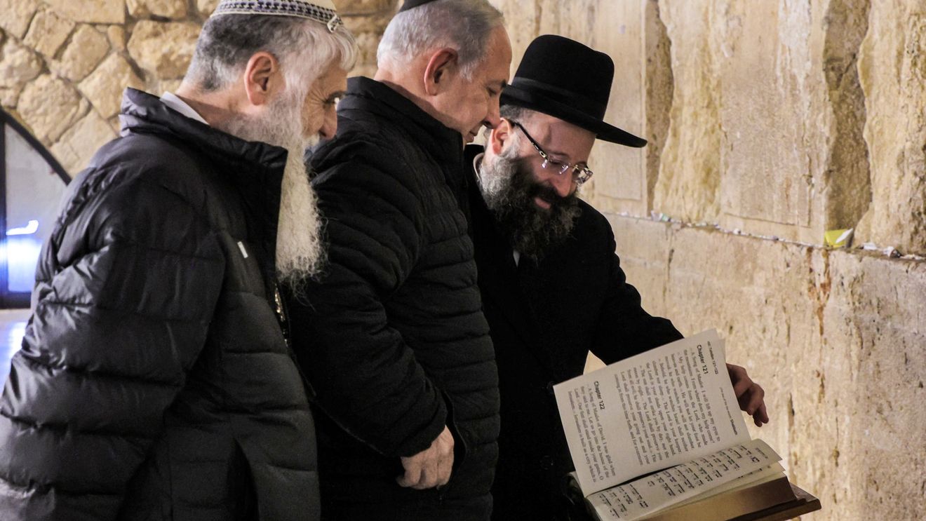 Premierul Benjamin Netanyahu se întâlnește cu președintele Macron, în contextul creșterii violențelor dintre israelieni și palestinieni