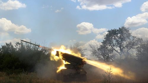 LIVE Ziua 159 de război. Putin afirmă că un război nuclear nu ar trebui declanșat „niciodată” / Ucraina a primit mai multe sisteme de rachete americane HIMARS și germane MLRS MARS II / Kievul spune că a recucerit 46 de așezări din Herson