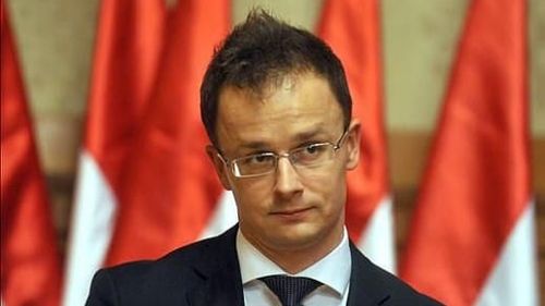 Ministrul ungar de externe critică planurile Ursulei von der Leyen privind gestionarea migrației, prin creșterea personalului Frontex