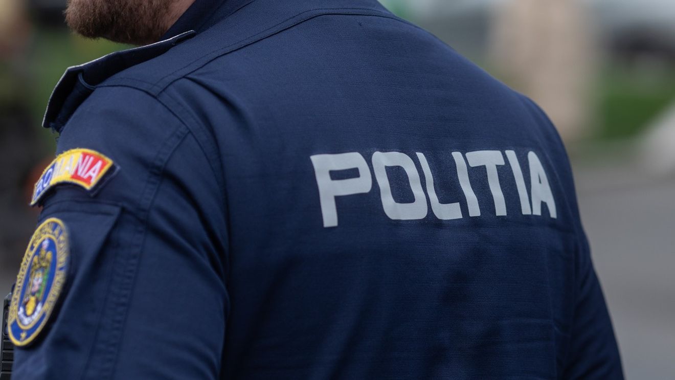 Polițist din Giurgiu, cercetat penal pentru purtare abuzivă / O filmare în care polițistul agresează verbal o fată dintr-un centru de tip familial a fost făcută publică