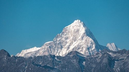 Trei alpiniști au dispărut în timpul ascensiunii pe K2, al doilea munte ca înălțime din lume / Autoritățile pakistaneze au lansat operațiunea de căutare