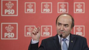 Tudorel Toader, prima dezvăluire: Proiectul de OUG pentru amnistie mascată nu a fost elaborat la Ministerul Justiției, ci "în alte centre de reflecție"/ Programul de guvernare și dorința introducerii unor prevederi mai favorabile nu pot justifica adoptarea OUG