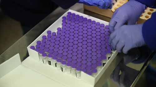 EXCLUSIV Procurorul de caz s-a autosesizat în dosarul vaccinurilor / SURSE: ”Ancheta nu vizează pe nimeni, dar poate să îi vizeze pe toți” / Ce verifică procurorii în mega-achiziția făcută de Guvernul Cîțu