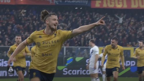 Radu Drăguşin a adus un punct echipei sale, Genoa, în meciul cu Inter / Fotbalistul a primit cea mai mare notă a meciului, 7, în cronica Gazzetta dello Sport