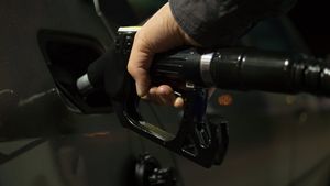 Germania limitează prețurile la benzină: se pot mări doar o dată pe zi. La prânz / Reducerile de preț vor rămâne însă permise ori de câte ori se dorește